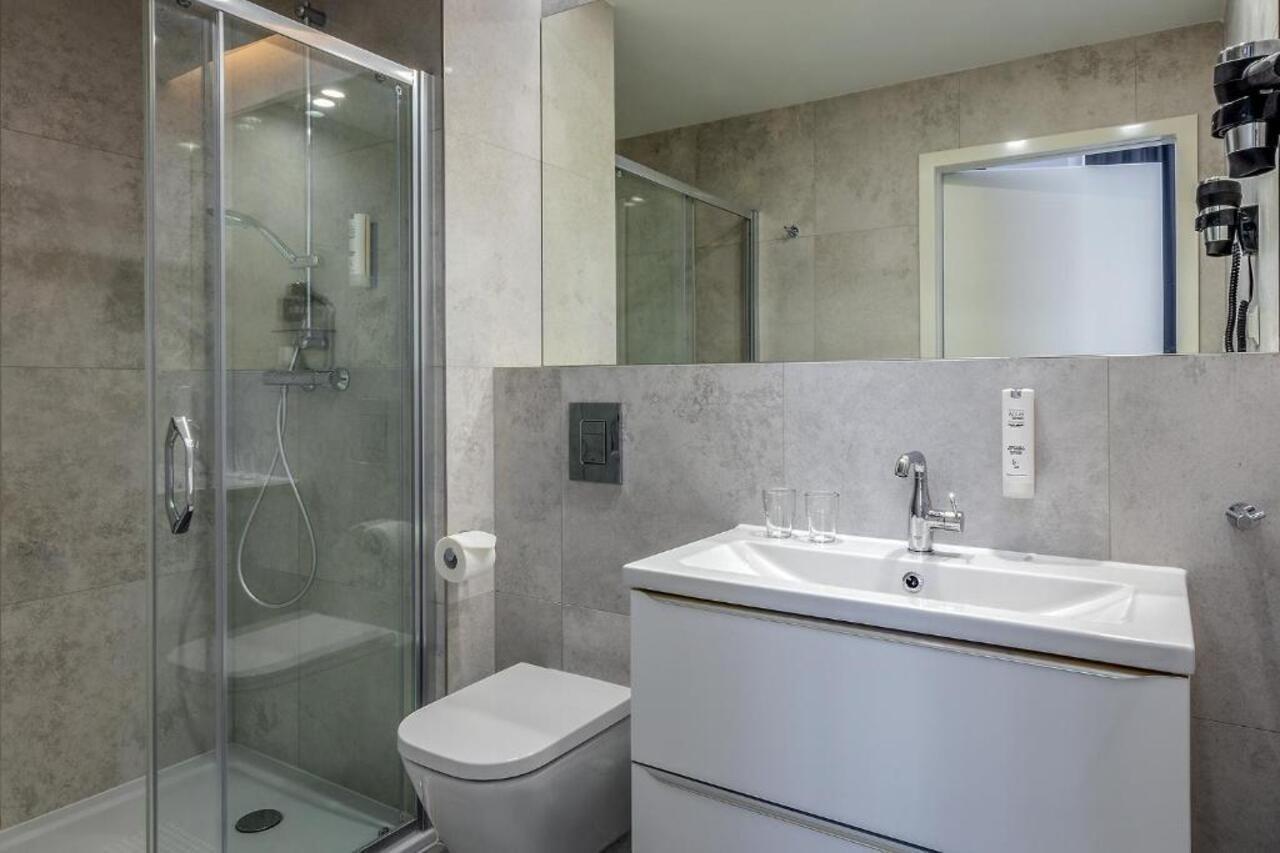 Korona Gold - Korona Hotel Вроцлав Экстерьер фото
