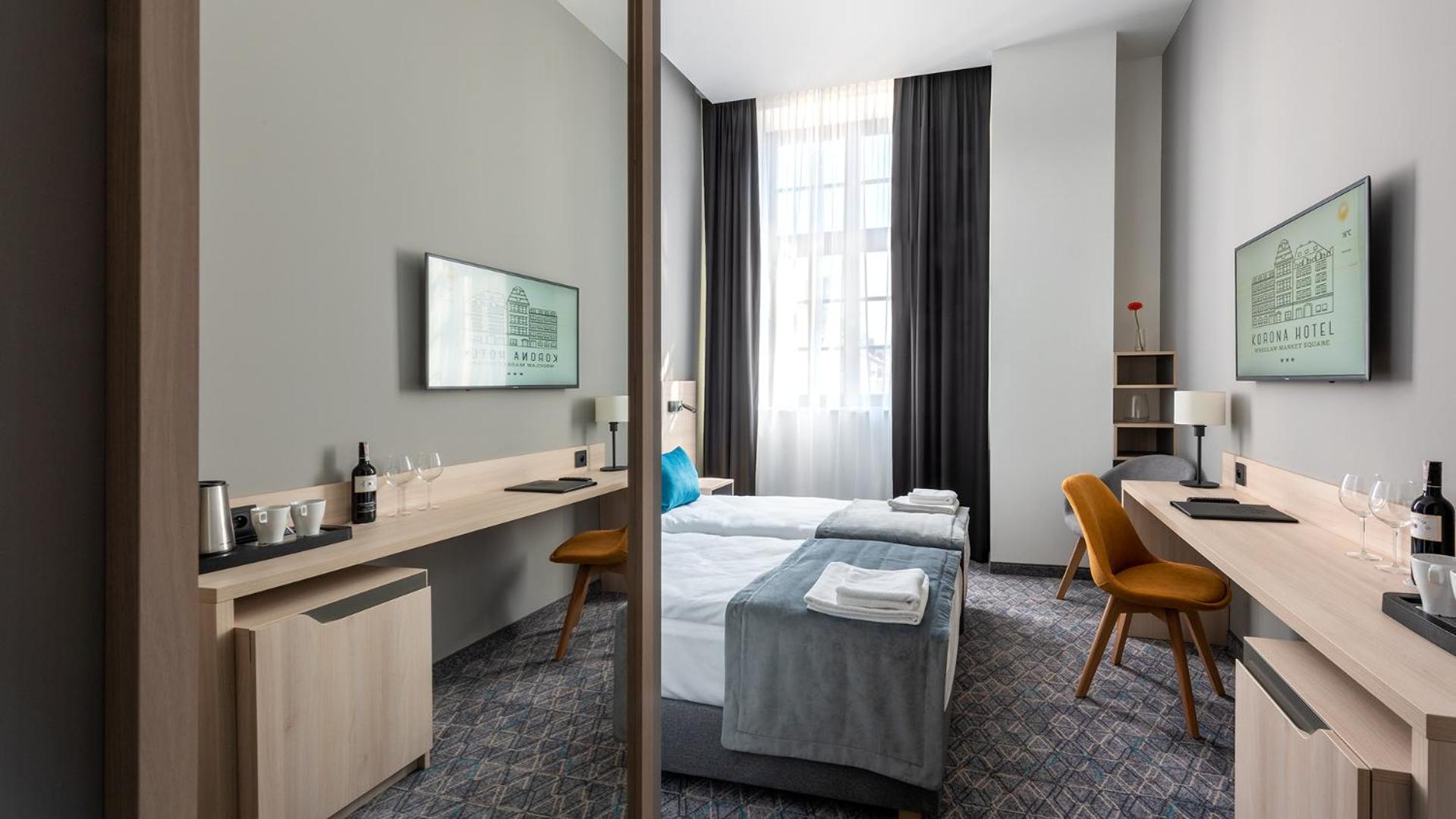 Korona Gold - Korona Hotel Вроцлав Экстерьер фото